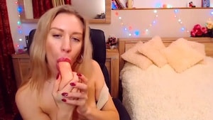 Amateur Blonde Chair Masturbation