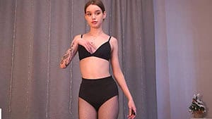 harrieteasley in Fishnets